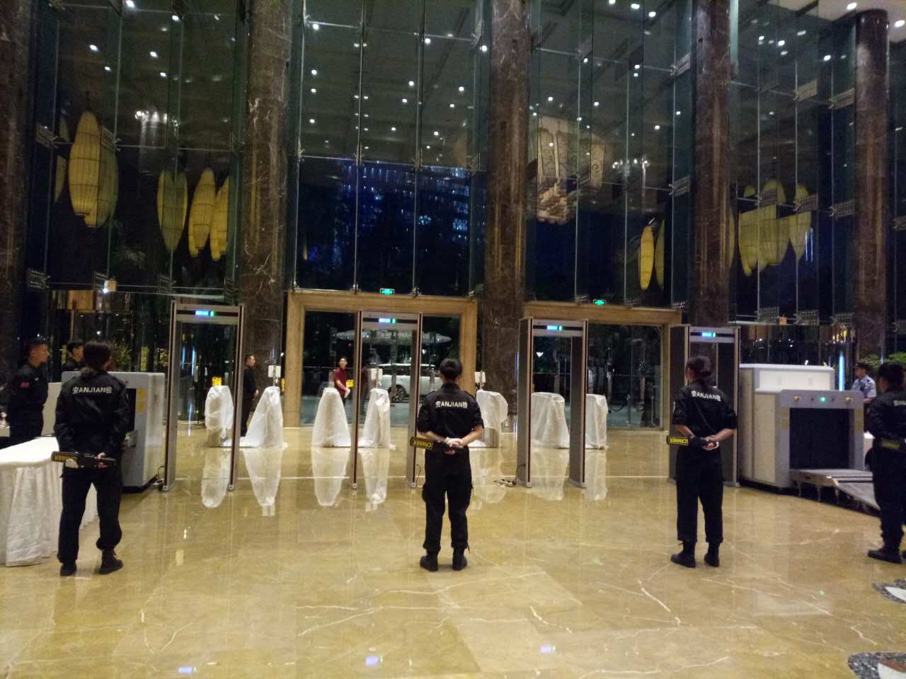 微微 图片 _20 17091309404 2