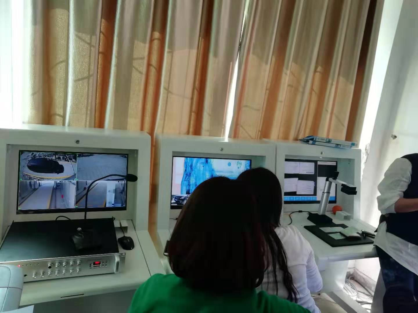 微微 图片 _20 19051409560 0